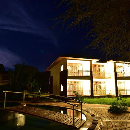 Hunters Lodge Тваанду Екстер'єр фото