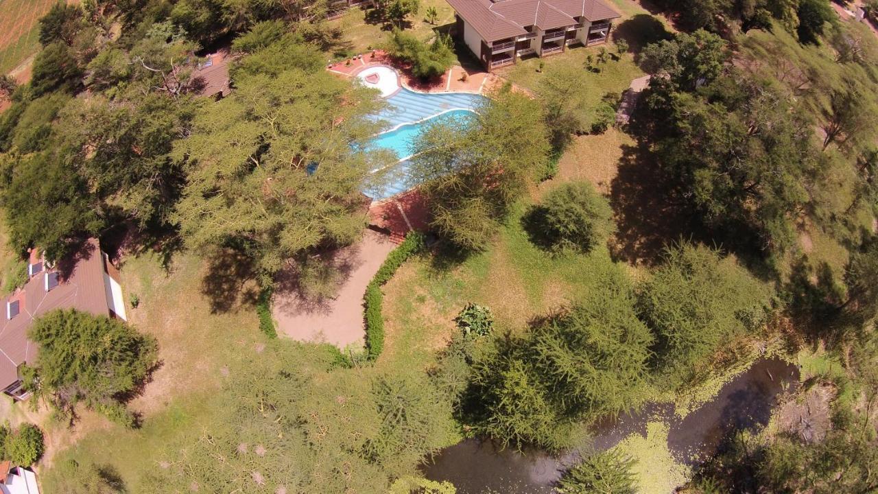 Hunters Lodge Тваанду Екстер'єр фото