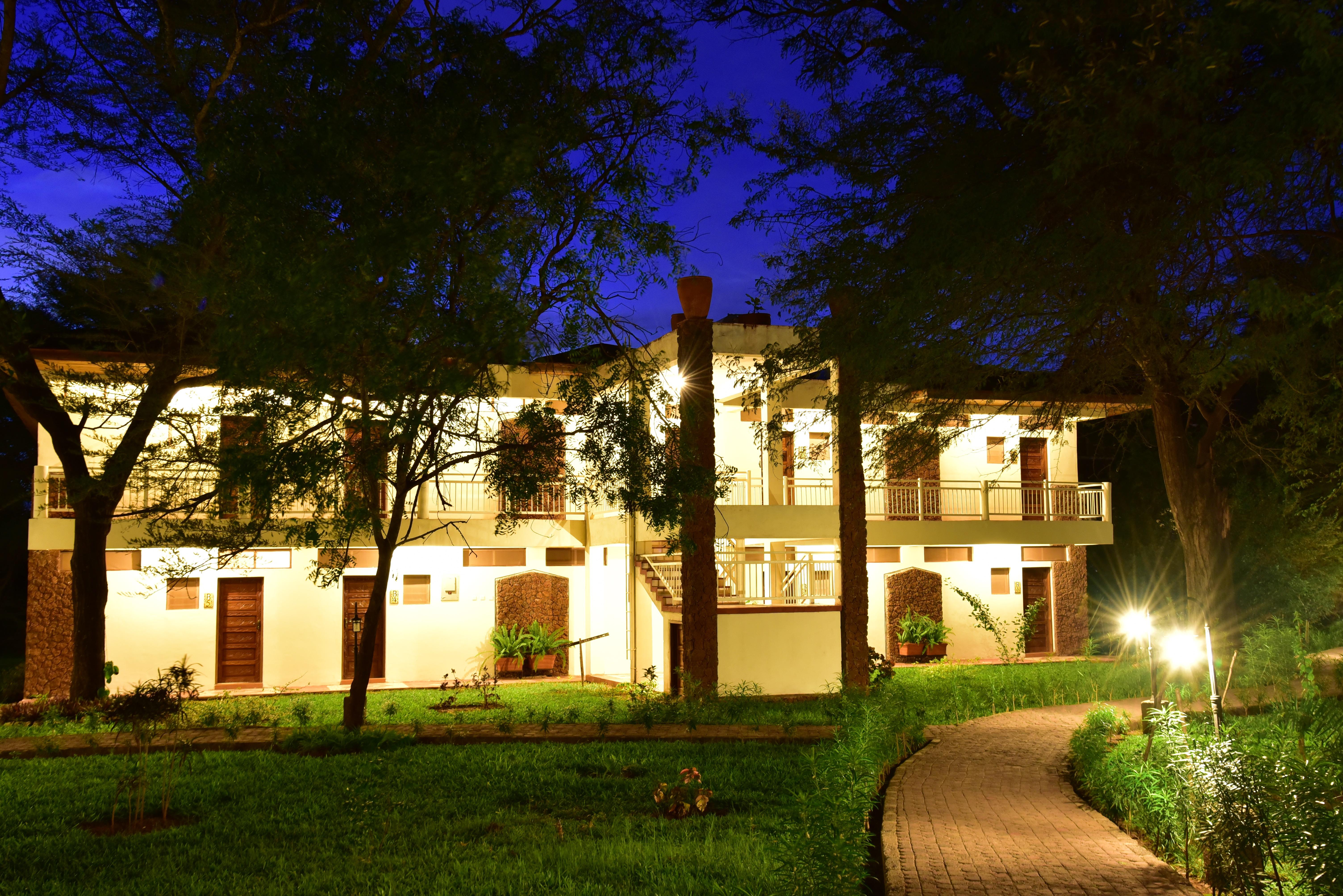 Hunters Lodge Тваанду Екстер'єр фото